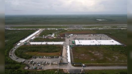 Estados Unidos cierra Alligator Alcatraz, el controvertido centro de detención para migrantes
