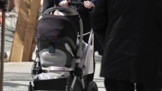 Intento de robo: usaban un coche de bebé para ocultar carteras robadas