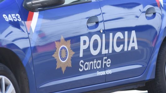 Agredieron a dos policías con un destornillador en barrio Barranquitas