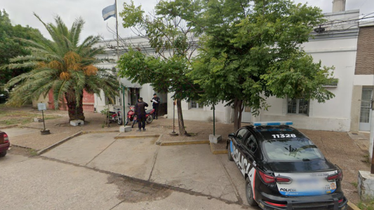 Condenaron al subjefe de la octava por pedirle dinero a un hombre para recuperar la moto