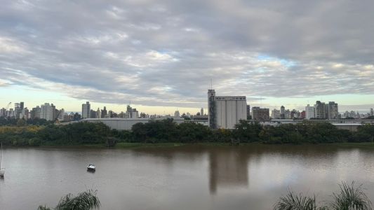 Feriado con nubes amenazantes: ¿llega la lluvia a Santa Fe este 1 de mayo?