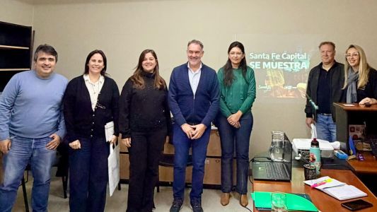 “Santa Fe Capital Se Muestra” se presentó en Esperanza