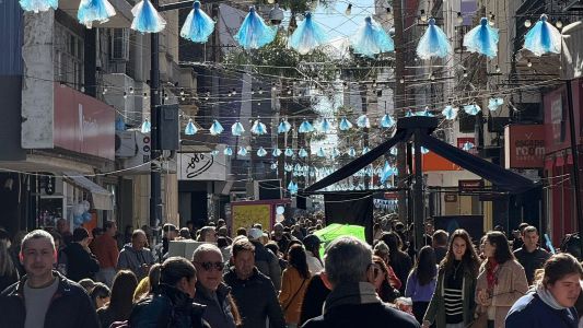 Fin de semana largo: más de 100 mil personas pasaron por la ciudad