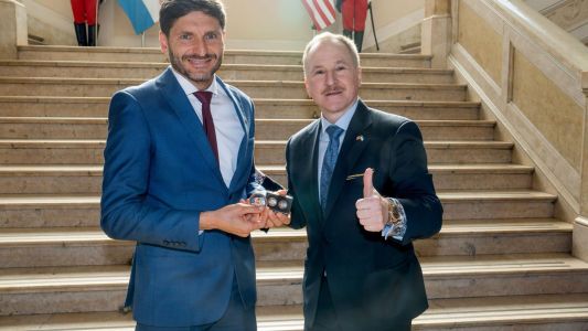 El gobernador recibió la visita del embajador de Estados Unidos