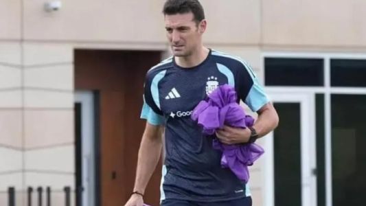 Scaloni probó dos esquemas y mantiene la incógnita sobre el equipo para el debut ante Argelia