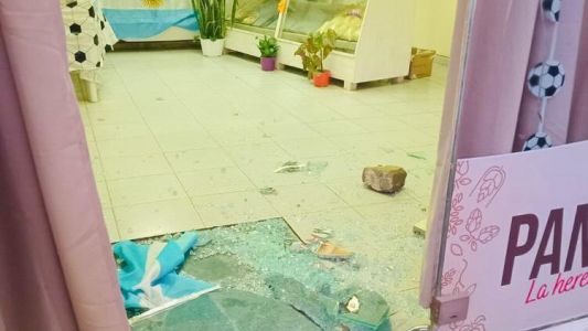 Provocaron destrozos y robaron una panadería en San José del Rincón