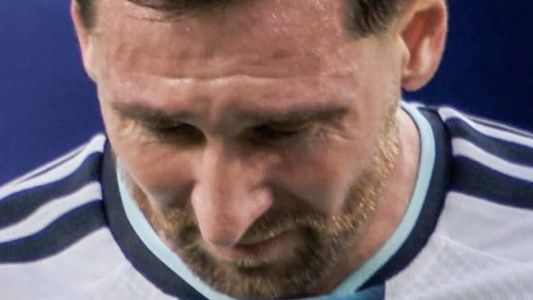 La explicación del 10: Lionel Messi explicó por qué lloró tras el primer gol ante Argelia