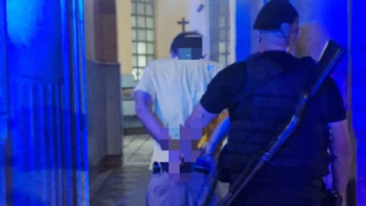 Detuvieron a un hombre por amenazar a su pareja embarazada