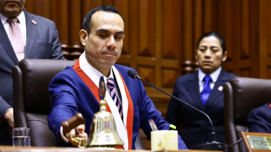El Congreso de Perú destituyó este martes al presidente interino José Jerí