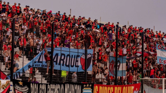 Colón podría llevar hinchas visitantes ante Chaco For Ever
