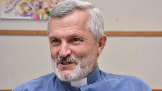 El Padre Axel agradeció las oraciones tras el accidente que sufrió en la ruta