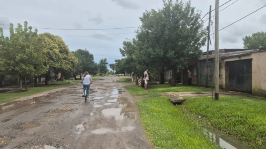 Sorprendió a un delincuente en su patio, lo hirió y ahora está detenido