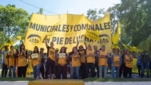 Conflicto municipal en Sauce Viejo: Asoem dice que no fue notificada de la conciliación obligatoria y mantiene el paro