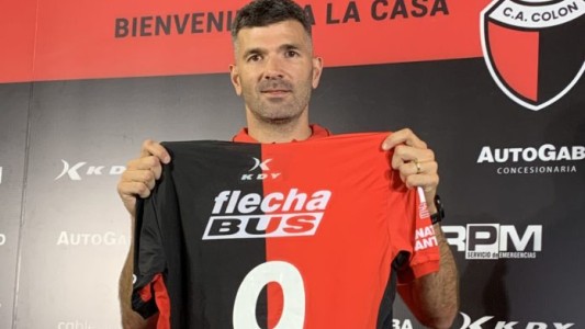 Emmanuel Gigliotti se despidió de Colón con un emotivo mensaje