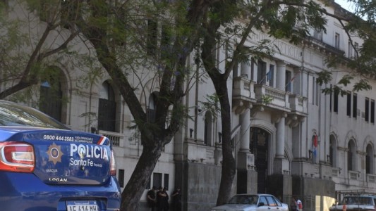 Detuvieron a un director de la Policía provincial por amenazar a un automovilista