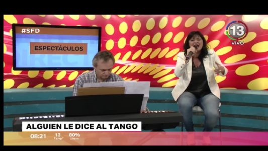 ALGUIEN LE DICE AL TANGO