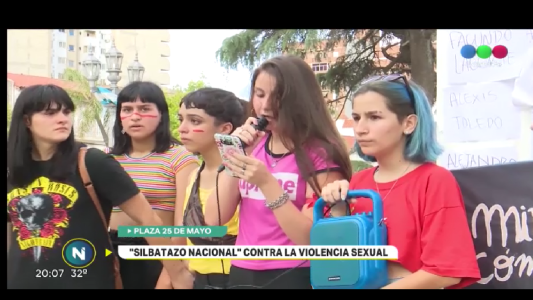 IMPRESIONANTE CONVOCATORIA DEL "SILBATAZO" EN SANTA FE