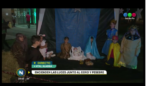 EL HOSPITAL DE NIÑOS ILUMINADO PARA LA NAVIDAD