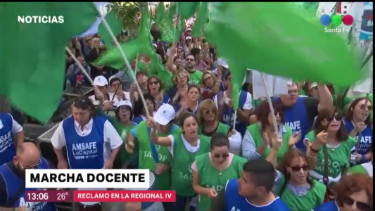 Manifestación docente en la Regional IV de Educación