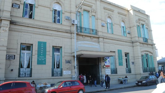 Madrugada violenta: Balearon a un joven y está grave