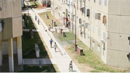 Operativo especial de seguridad en Barrio Centenario