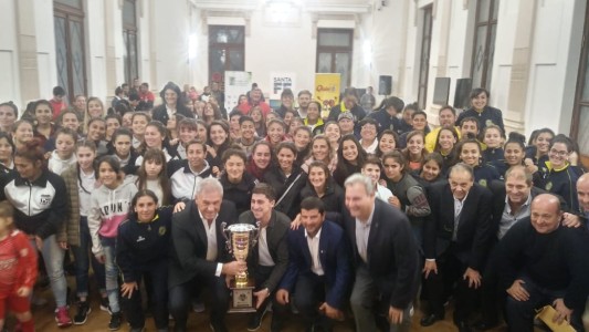 Santa Fe tendrá su primer campeón provincial de fútbol femenino