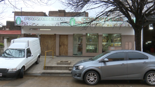 Balearon a una empleada durante un asalto en una panadería