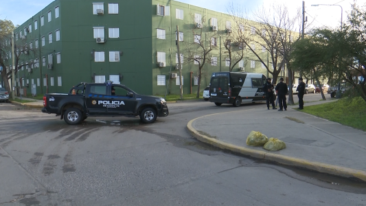 Crearán corredores seguros en los horarios de ingreso y egreso de la Escuela Simón Bolívar