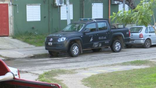 Replanteo de la policía en los operativos en barrio Centenario