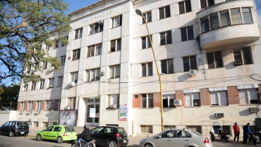 Vandalizaron y robaron en el vacunatorio del Hospital Iturraspe