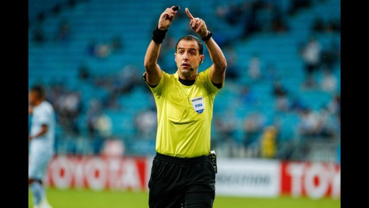 Colón ya conoce los árbitros para la Sudamericana: un uruguayo y un brasileño