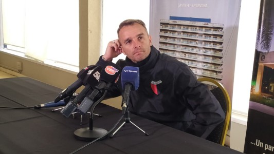 Los dirigentes negocian y Lavallén espera refuerzos en Colón