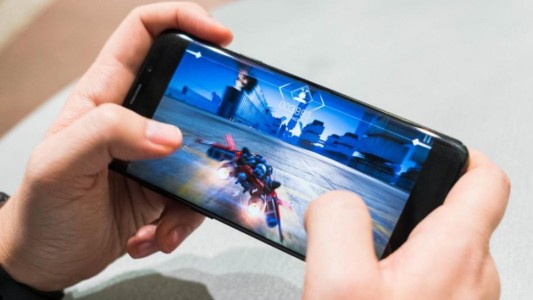 Cuatro videojuegos gratuitos que vas a querer descargar en tu celular.