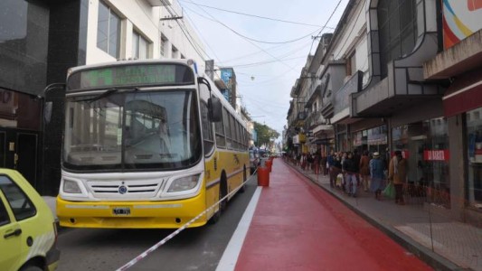 Habrá desvíos de colectivos este viernes por trabajos de Aguas Santafesinas