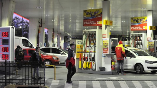 Preocupación de playeros por el posible autoservicio de combustibles