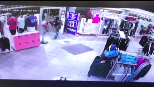 Fueron 3 los robos en 11 días en diferentes locales de un negocio de ropa deportiva