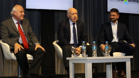 Lavagna: “La economía hace 8 años que está estancada y parece que no pasa nada”