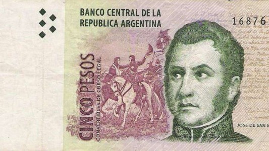 El Banco Central anunció que saldrá de circulación los billetes de 5 pesos