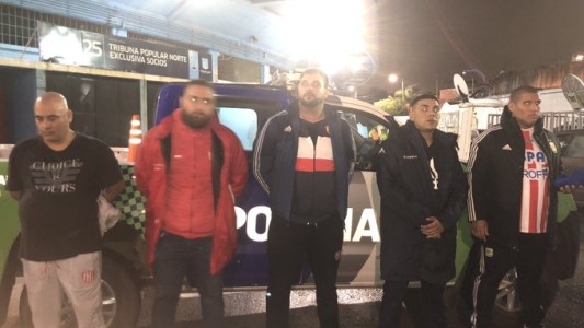 Detuvieron a barras de Unión que quisieron ingresar a la cancha de Racing