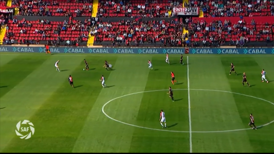 Colón comenzó con el pie izquierdo y cayó ante Patronato por 1 a 0