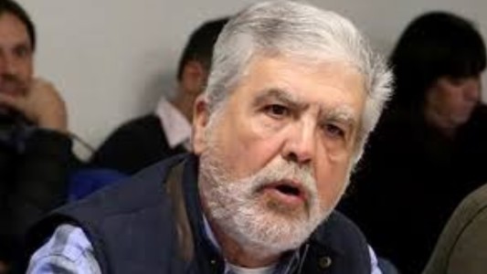 Julio De Vido pidió la prisión domiciliaria por "razones humanitarias"