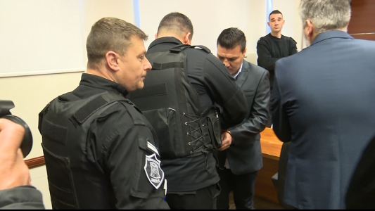 Carlos Baldomir fue condenado a 18 años de prisión por abusar sexualmente de su hija