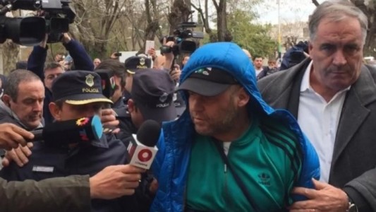 El Pepo pasó la noche "con hipertensión y sin frazadas", dijo su abogado