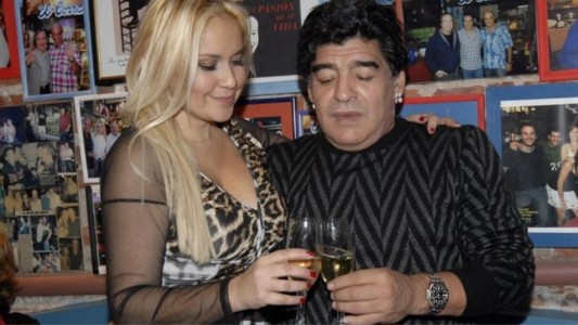 El video que muestra cómo era la vida íntima de Maradona y Verónica Ojeda en México