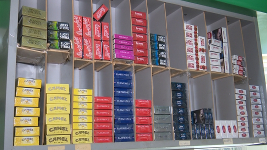 El precio de los cigarrillos y las golosinas aumentaron y la realidad golpea a los kiosqueros
