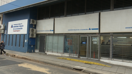 Dictan prisión preventiva a los padres de 5 menores por presunto abuso sexual agravado