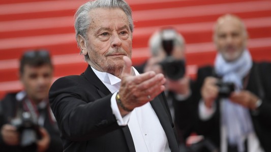 Alain Delon se recupera del ACV que sufrió hace semanas