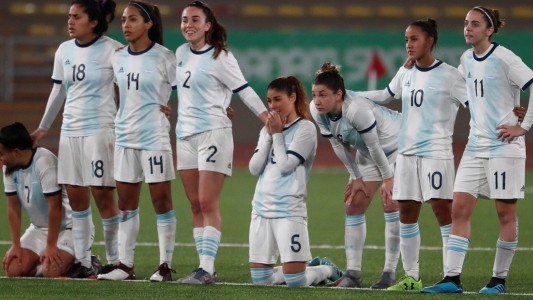 Panamericanos: las chicas del fútbol perdieron penales y se quedaron con la medalla plateada