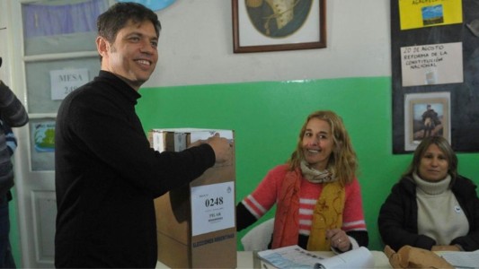 Por un error en el cómputo de los votos en blanco, Kicillof llega al 52%