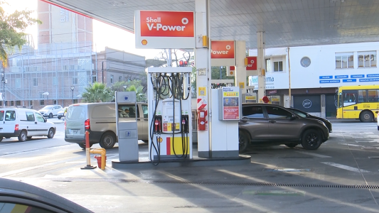 El congelamiento de precios de los combustibles quedará sujeto a un acuerdo con las petroleras